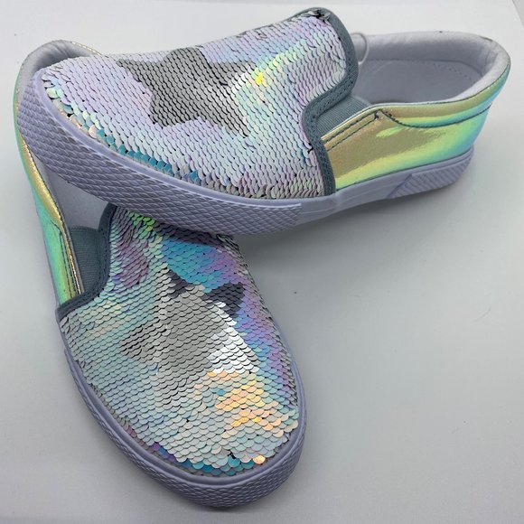 Cat & Jack Other - Cat & Jack girls size 4 slip on shoes-NWT